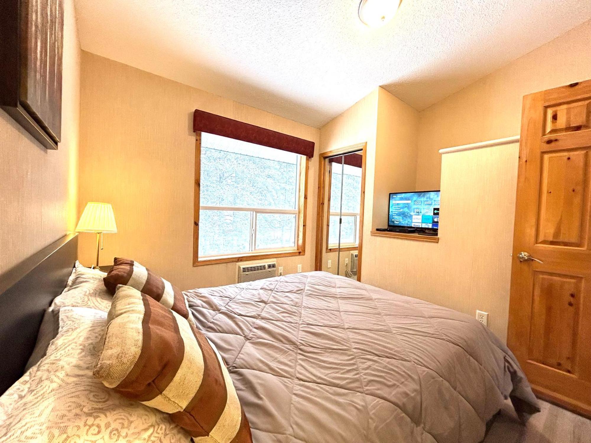 Banff Wood Lodge Canmore Dış mekan fotoğraf
