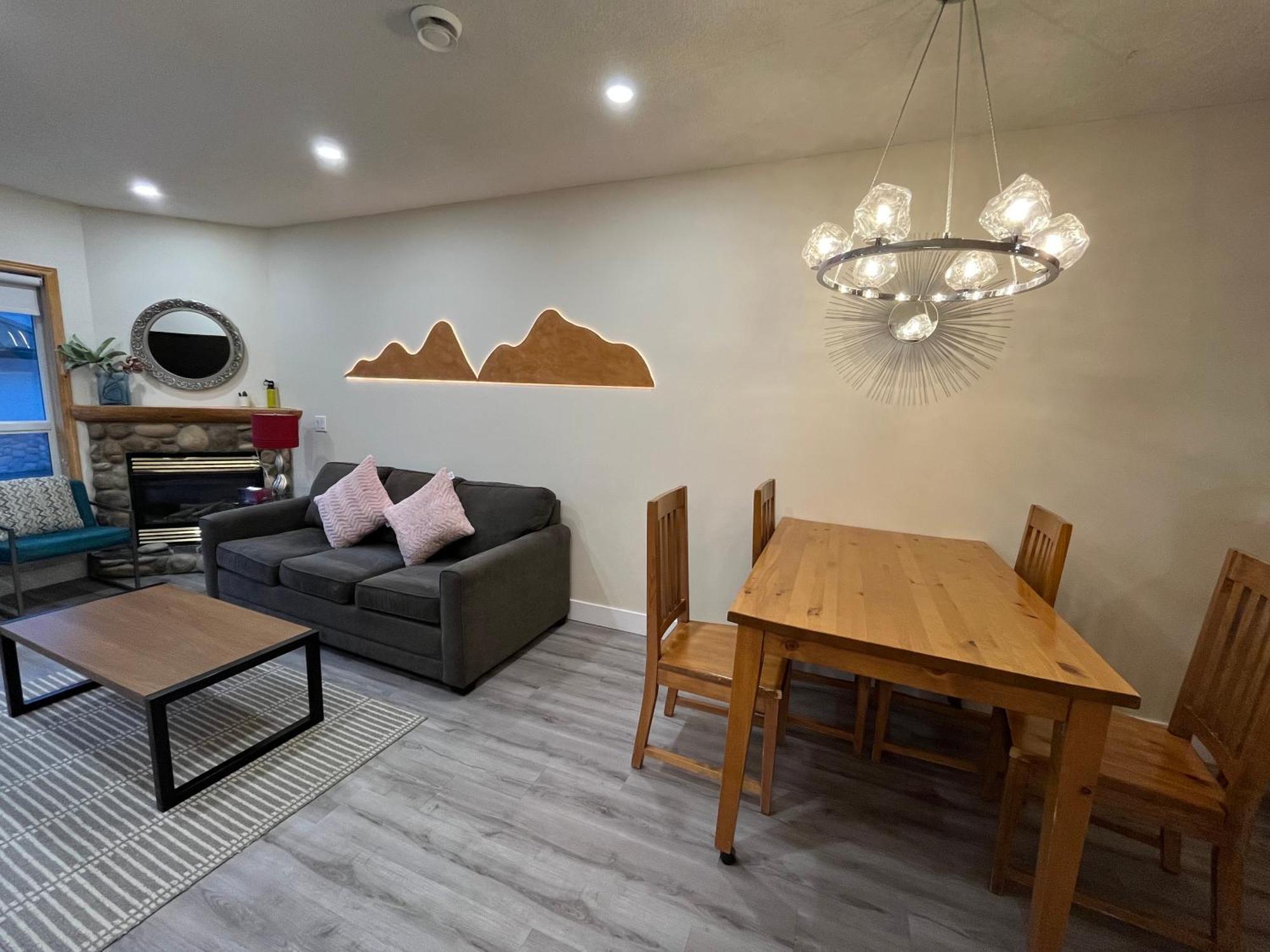 Banff Wood Lodge Canmore Dış mekan fotoğraf