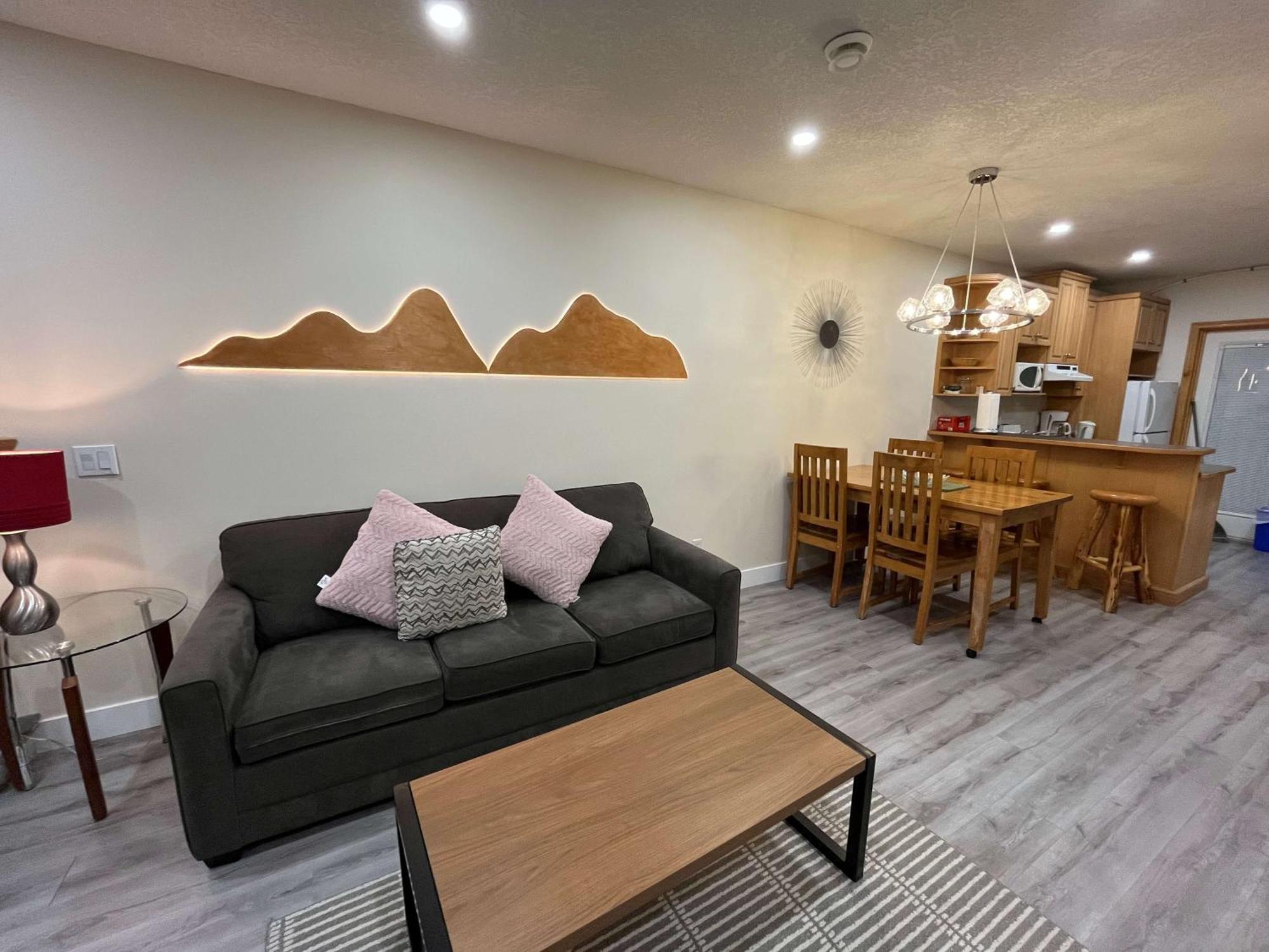 Banff Wood Lodge Canmore Dış mekan fotoğraf